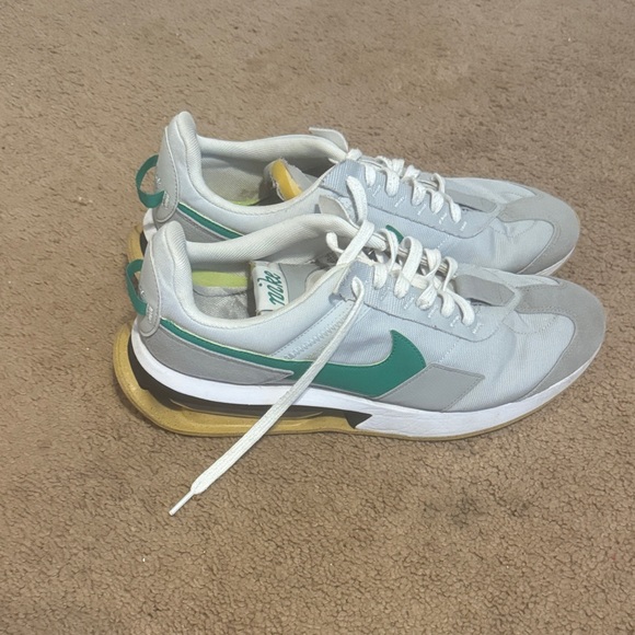 Nike Air Max Pre-Day 'Pure Platinum Stadium Green' size 13 - Picture 1 of 9